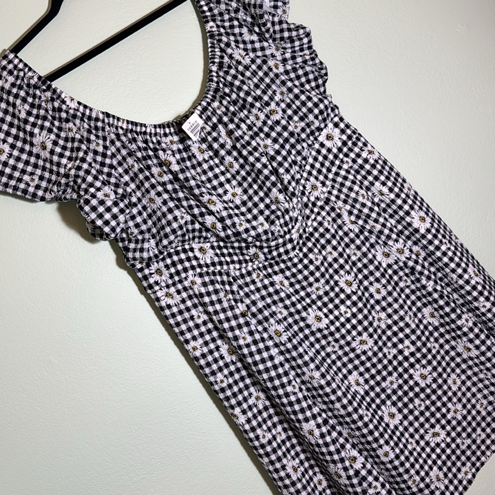 Torrid size 4 Mini Textured Knit Puff Sleeve Skater Dress - Picture 8 of 12
